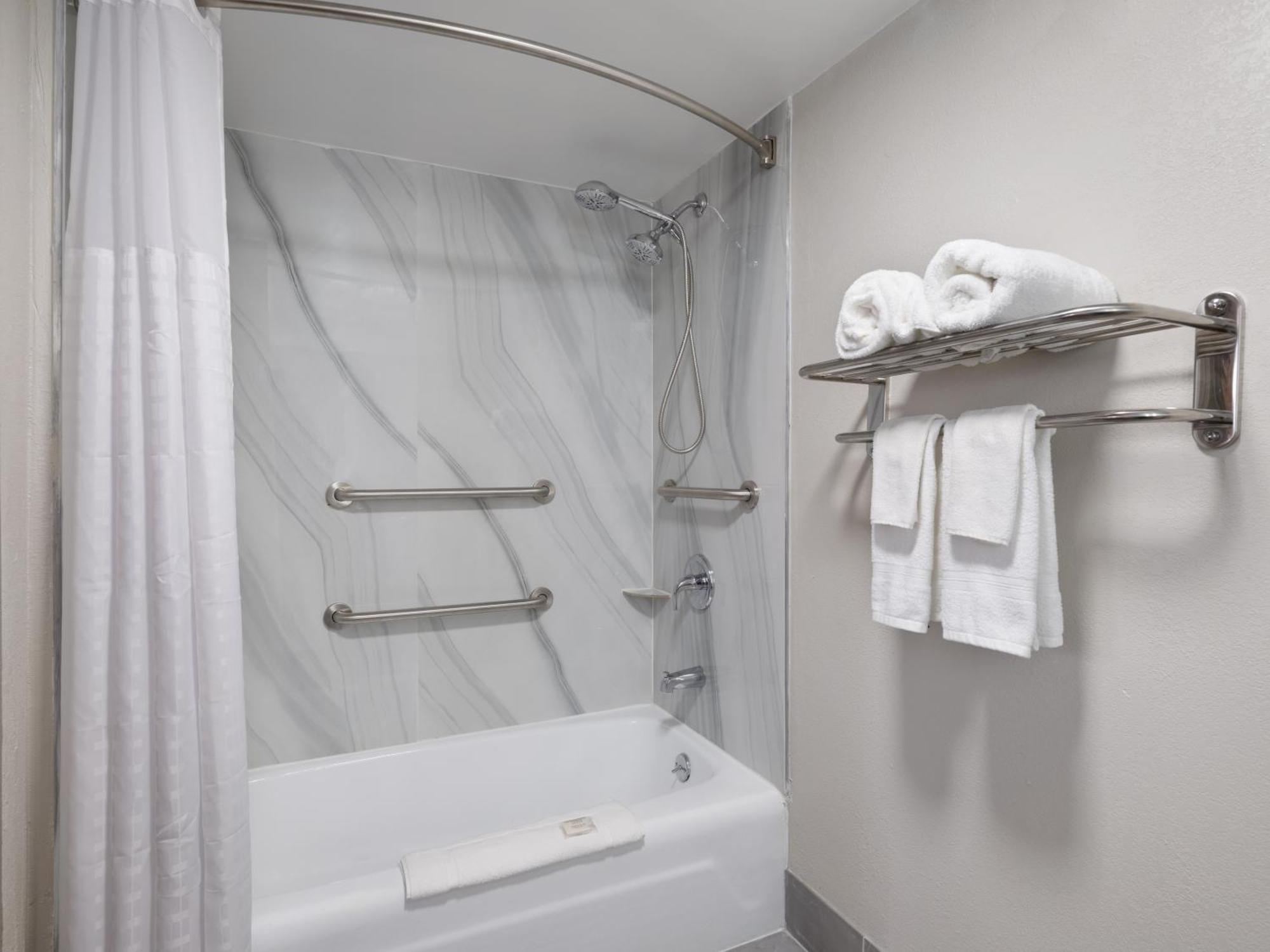 Days-Inn By Wyndham Montgomery I-85 Eksteriør bilde
